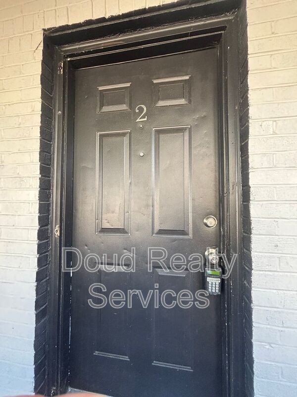 Charming 1-Bedroom Apartment Just Blocks from Ocean View Beach! property image