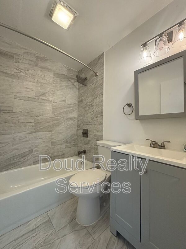 Charming 1-Bedroom Apartment Just Blocks from Ocean View Beach! property image