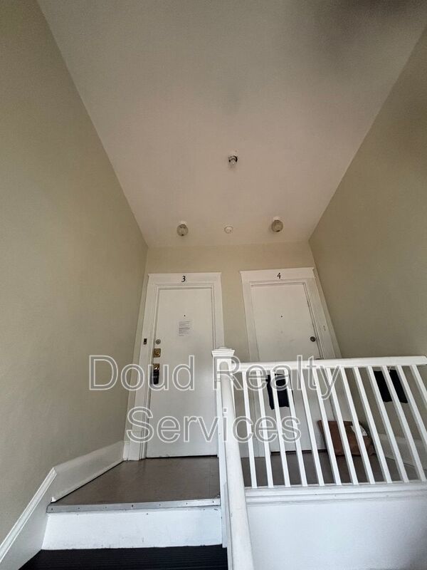 Amazing Two Bedroom Apartment Near Port Norfolk property image