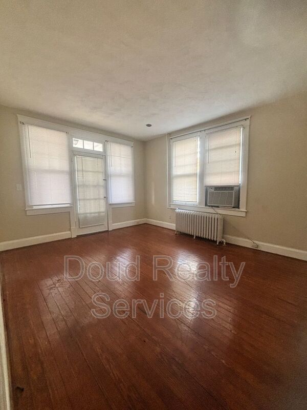 Amazing Two Bedroom Apartment Near Port Norfolk property image