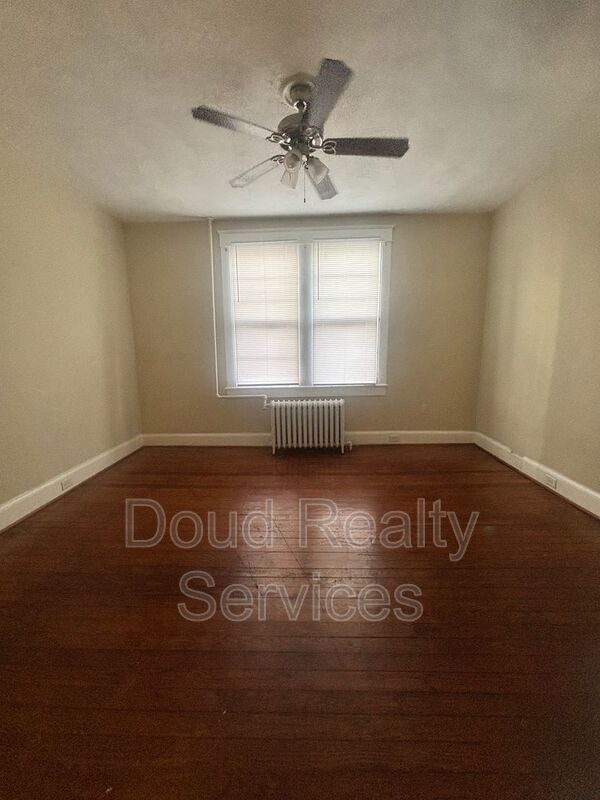 Amazing Two Bedroom Apartment Near Port Norfolk property image