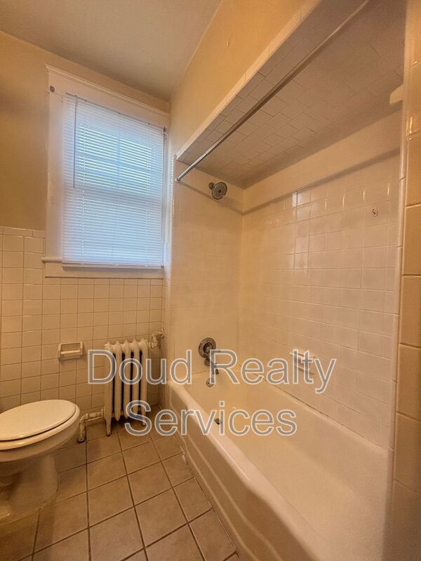 Amazing Two Bedroom Apartment Near Port Norfolk property image