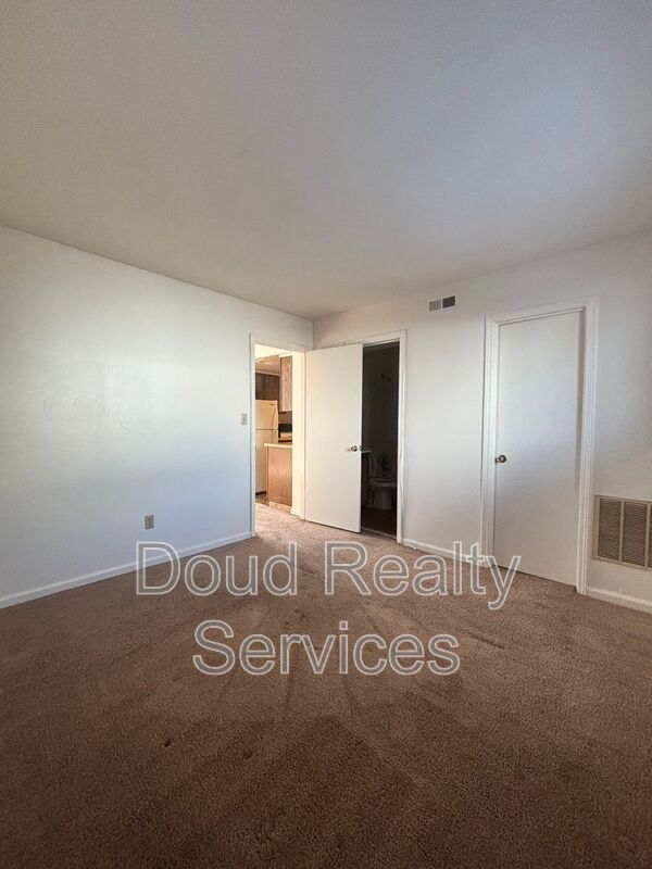 Cute One Bedroom in Norview Heights property image
