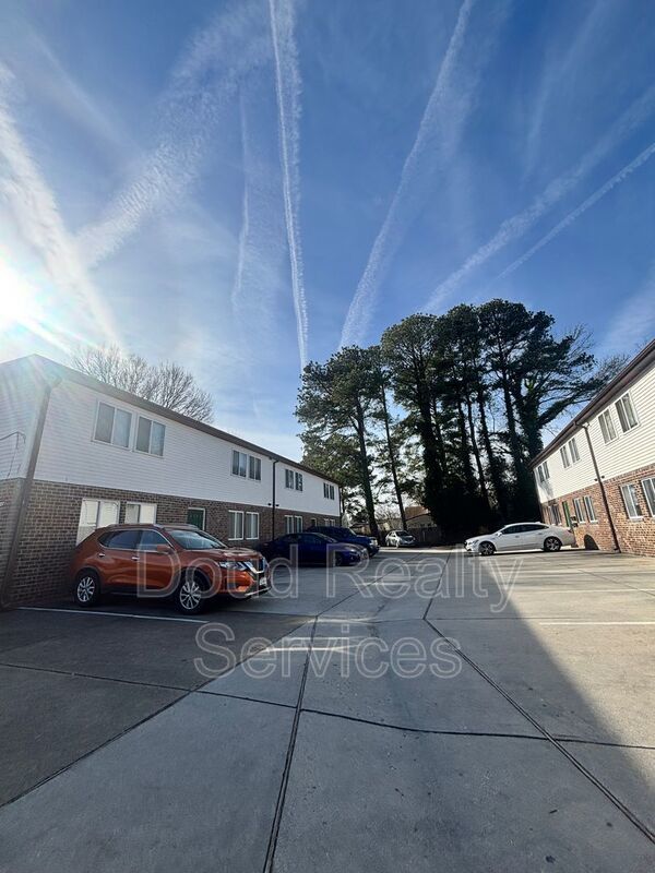 Cute One Bedroom in Norview Heights property image