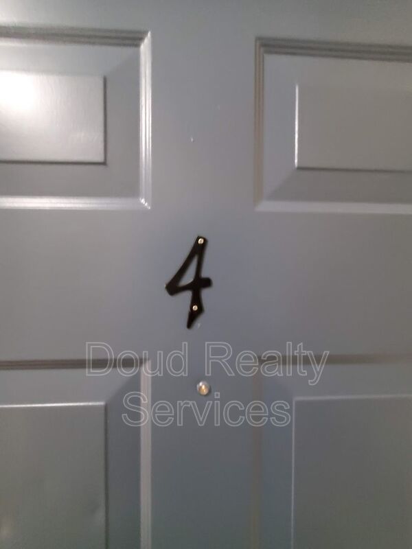 Absolutely Adorable two bedroom is move in ready! property image