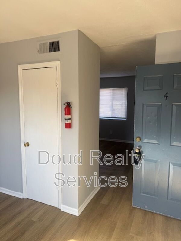 Absolutely Adorable two bedroom is move in ready! property image